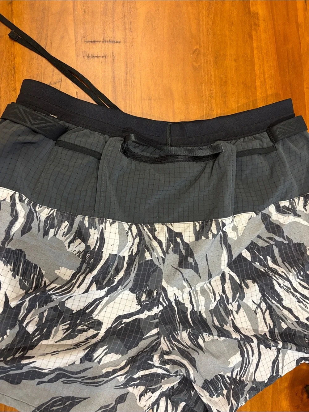 Nike Trail Men's Black and Gray Camo Running Shorts